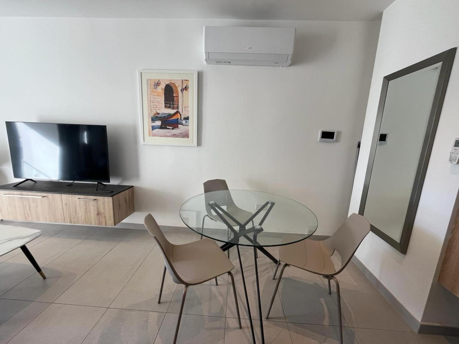 86 Spinola Bay Apartman San Ġiljan Kültér fotó