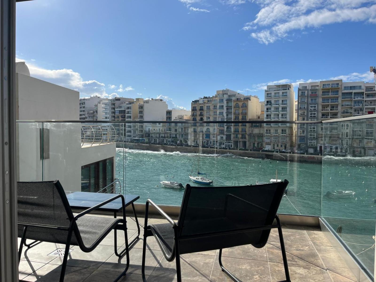 86 Spinola Bay Apartman San Ġiljan Szoba fotó