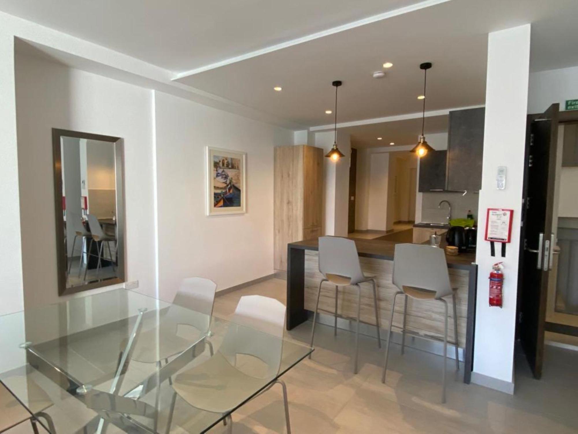 86 Spinola Bay Apartman San Ġiljan Szoba fotó